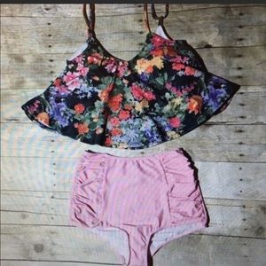 Kortni Jeane swimwear size small!!